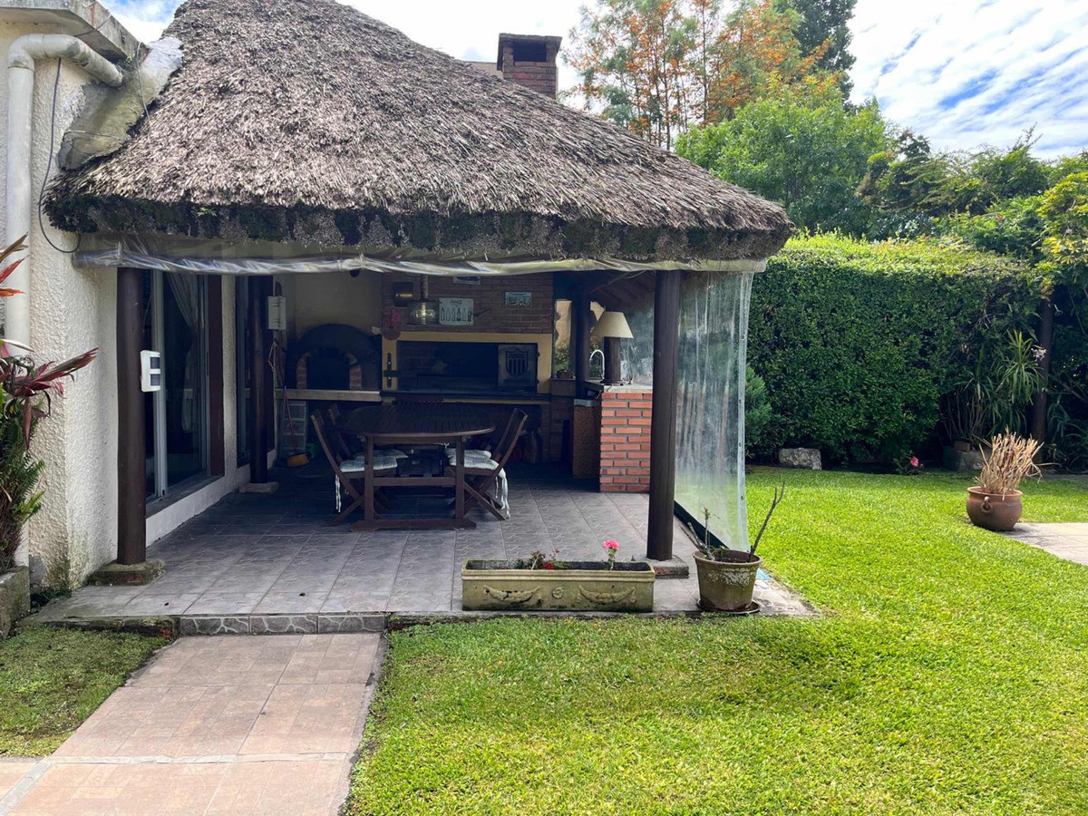Casa ID.423 - Se Vende Casa 3 Dormitorios en Malvin