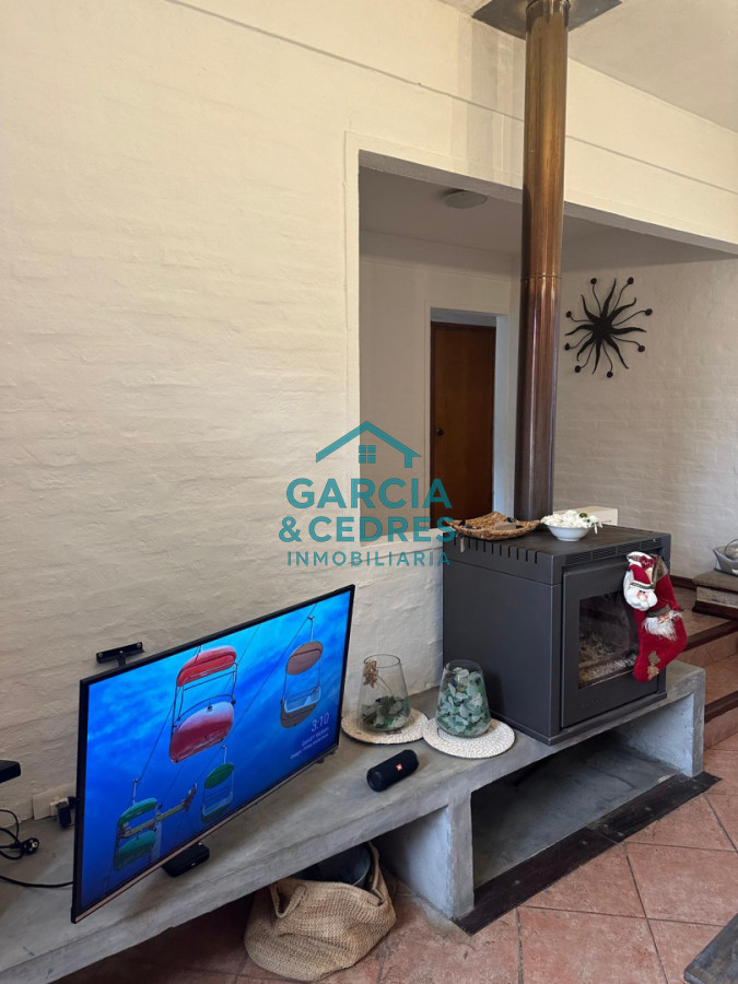 Casa ID.115 - EXCELENTE OPORTUNIDAD CASA DE 4 DORMITORIOS Y 4 BAÑOS , BARBACOA CERRADA Y MUCHO MAS EN BARRIO BIARRITZ 