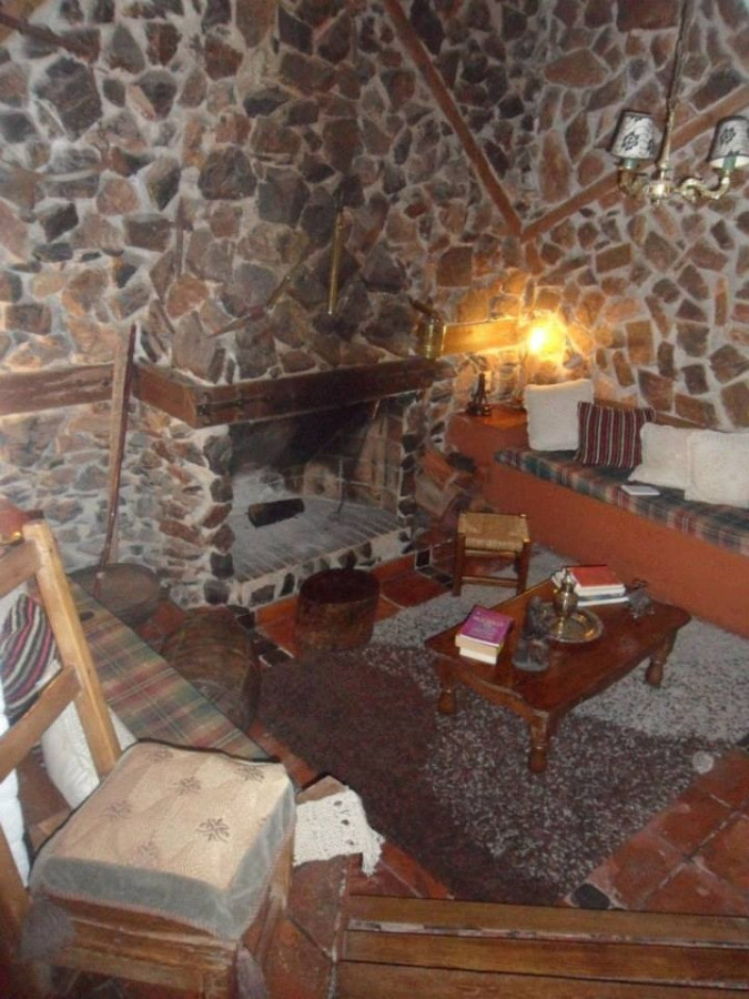 Casa ID.318 - Se Alquila Casa de 5 Dormitorios en Cordon 