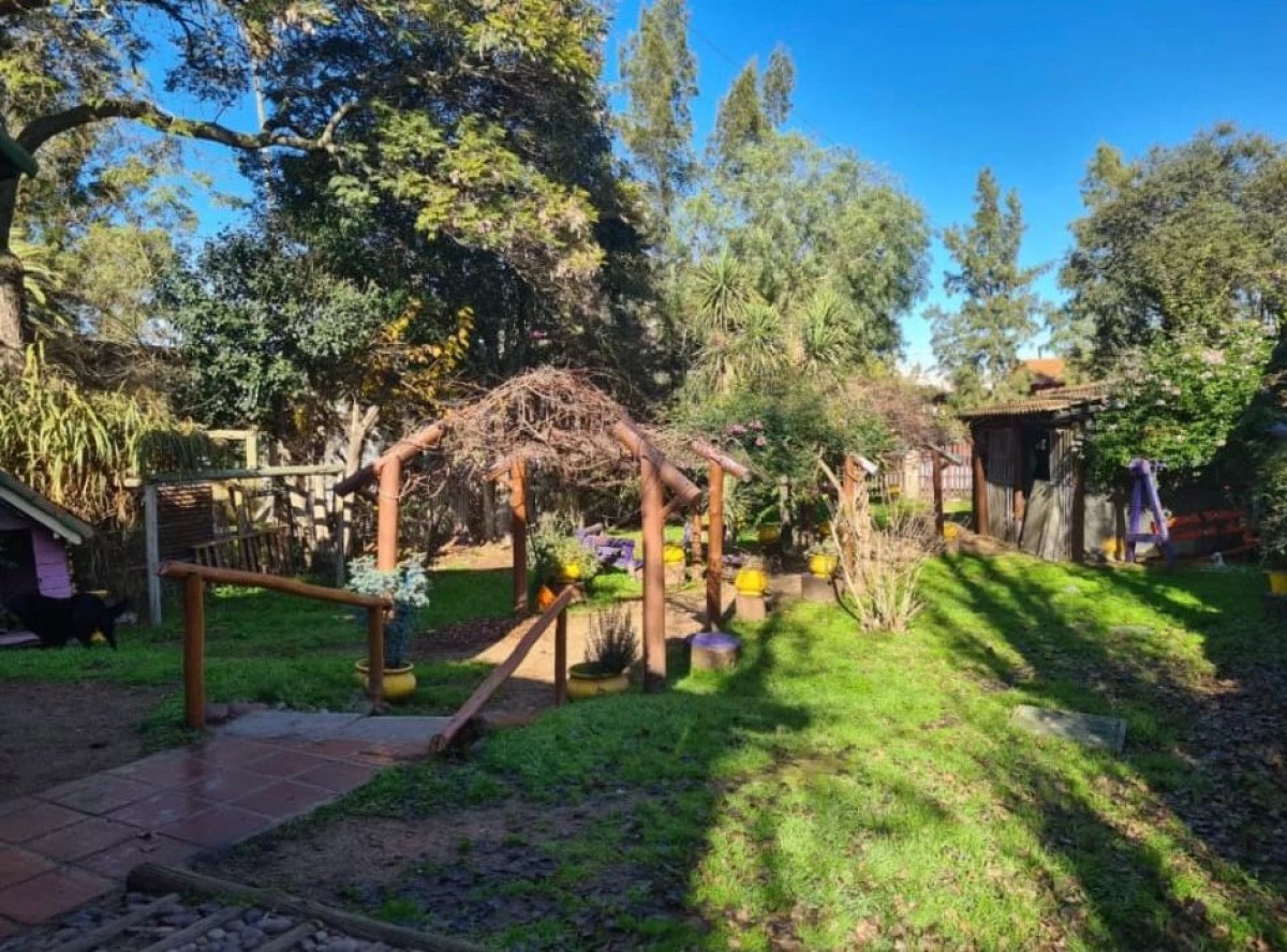 Casa ID.447 - Se Vende Casa Cabaña Chalet 4 dormitorios en Lezica