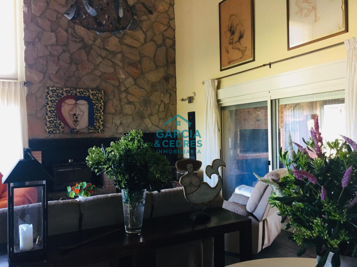 Casa ID.58 - OPORTUNIDAD !!!! FRENTE AL MAR EN SAN FRANCISCO !!!! ALQUILO LA 2DA QUINCENA DE ENERO A U$S 5400. UNA CASA DE ENSUEÑO DE 3 DORMITORIOS Y 2 BAÑOS 