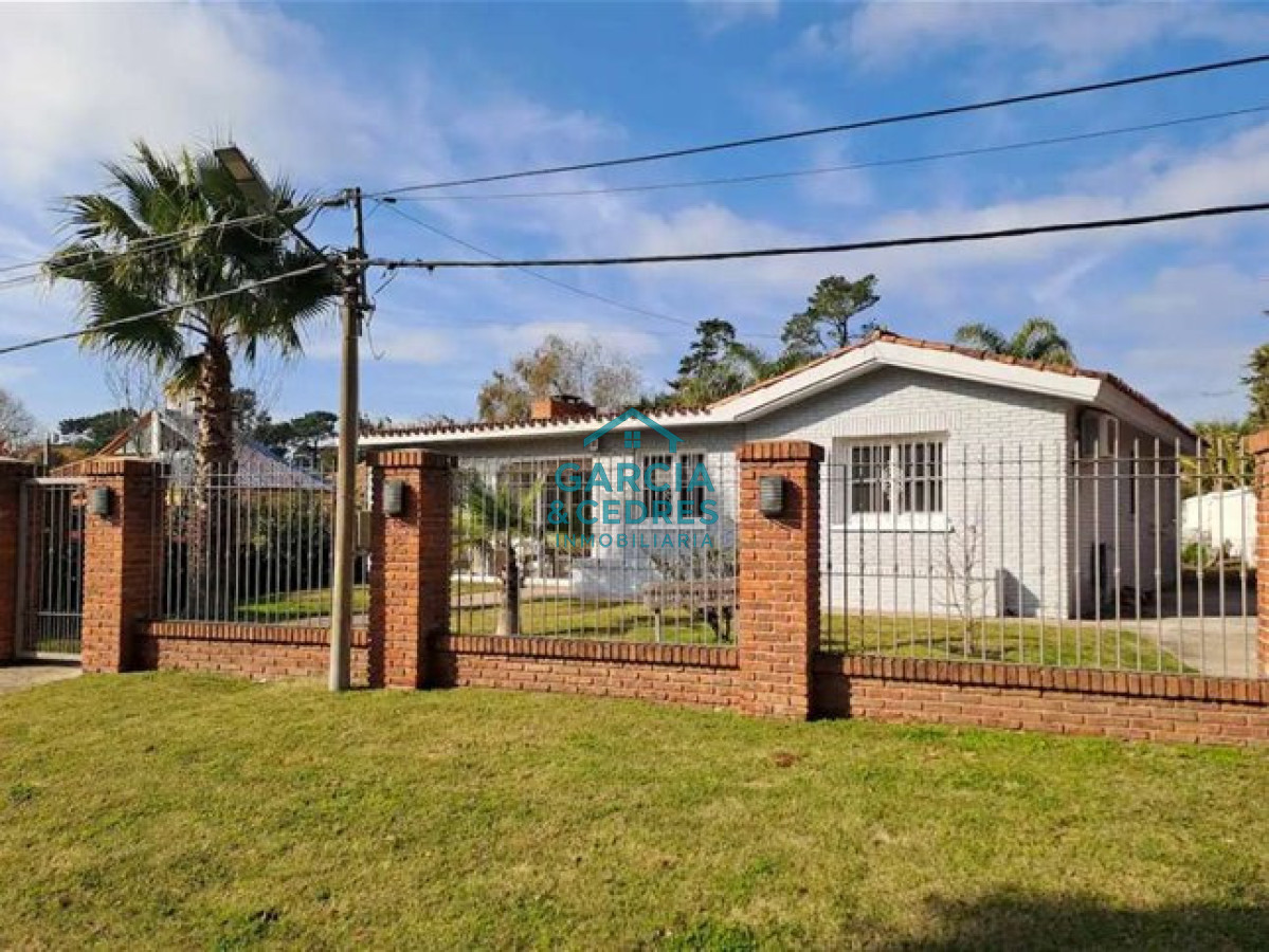 Casa ID.347 - Casa en Alquiler Anual en Punta del Este - Zona Cantegril