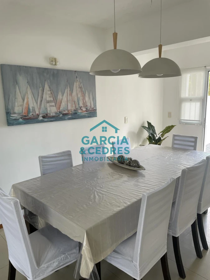 Casa ID.57 - Oportunidad de Alquiler de Verano Casa de 3 dormitorios y 2 baños a Pasos de la Playa Bikini .C