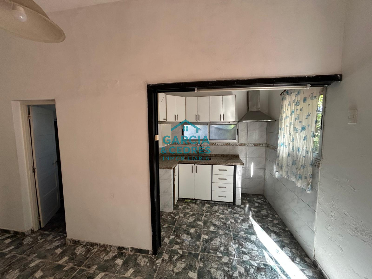 Casa ID.55 - OPORTUNIDAD !!! VENDO CASA 3 DORMITORIOS Y 1 BAÑO EN ESTACION LAS FLORES A U$S 90.000