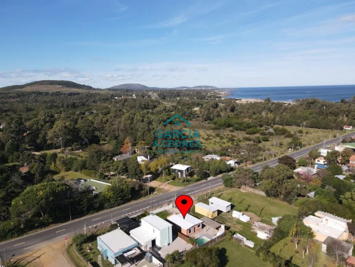 Casa ID.38 - Oportunidad en Las Flores a solo 200 mts de la playa . Casa A estrenar con piscina de 2 dormitorios y un baño 