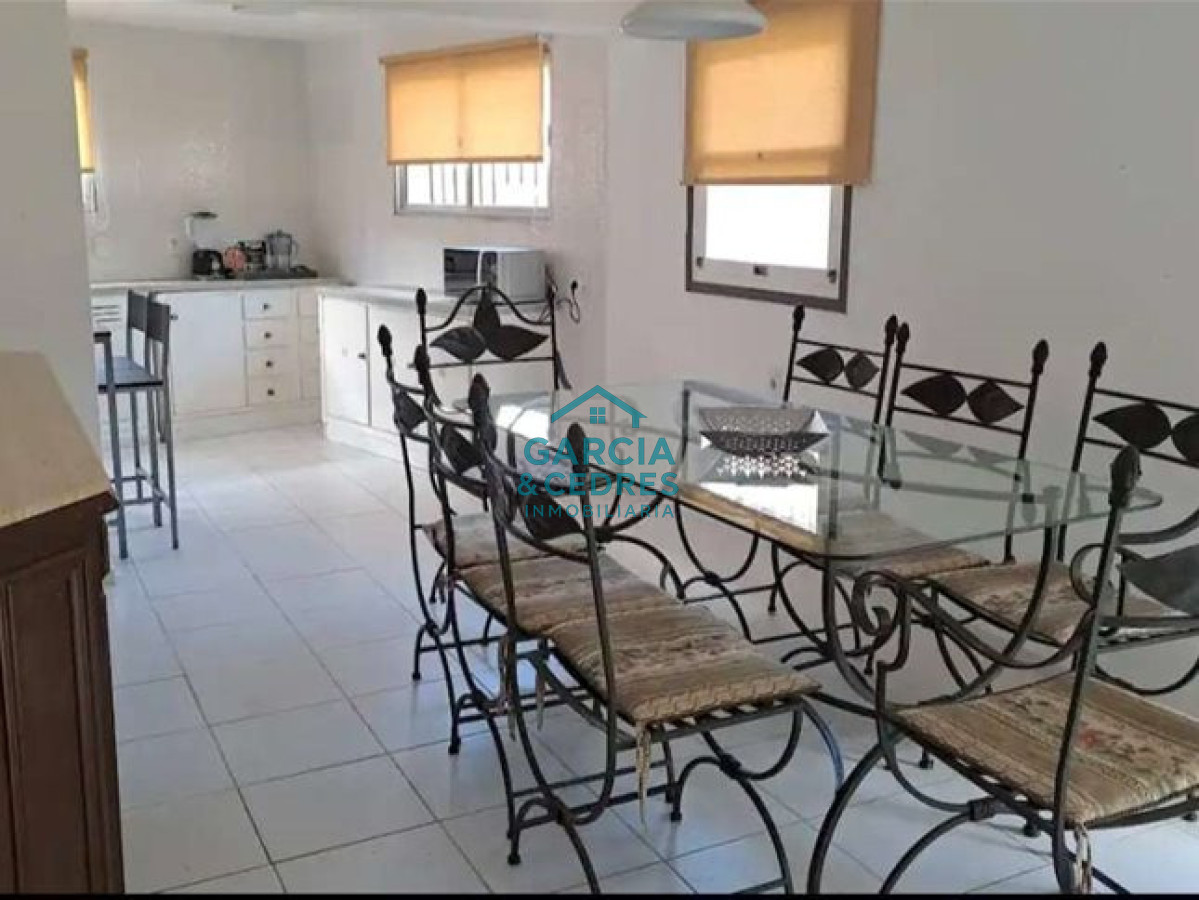 Casa ID.347 - Casa en Alquiler Anual en Punta del Este - Zona Cantegril