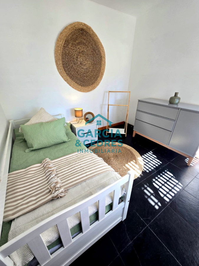 Casa ID.1391 - Alquilo Casa en Rincon del Indio  . Cuatro dormitorios y 4 baños 