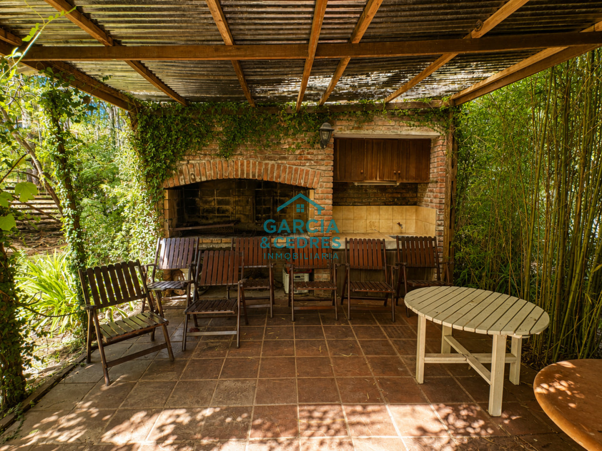 Casa ID.1055 -  ALQUILER ANUAL | CASA FRENTE A LAGUNA DEL SAUCE - CLUB DEL LAGO