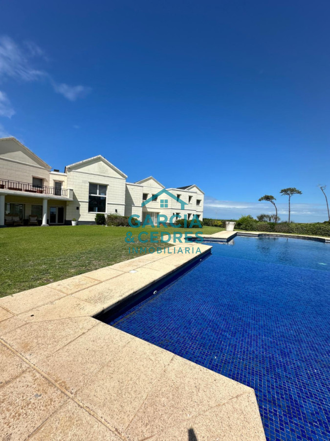 Casa ID.191 - Mansión de Ultra Lujo en Primera Línea al Mar - Playa Mansa