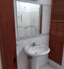 Se Vende Buena Propiedad En Ph Al Frente. En Maroñas