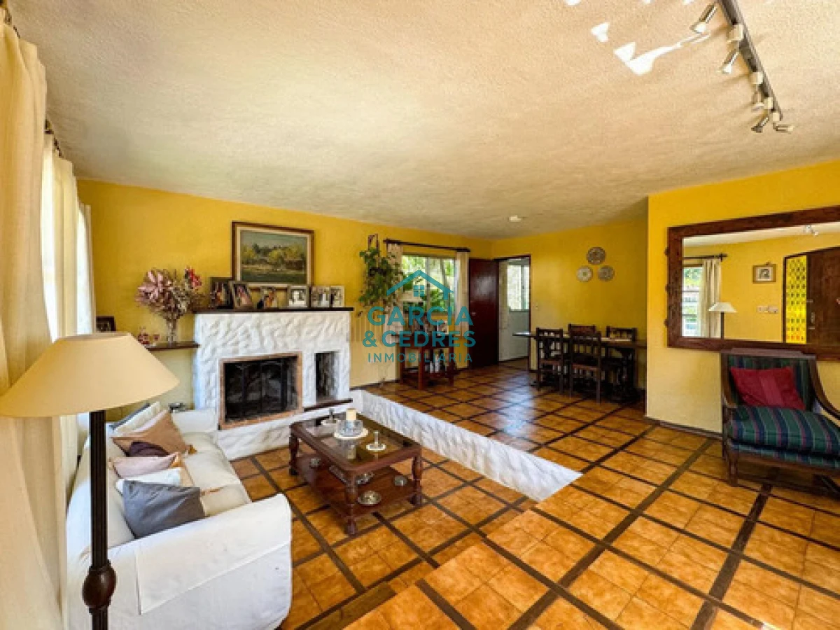 Casa ID.337 - Casa de 6 dormitorios en Cantegril, Punta Del Este,