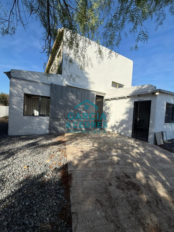 Galpón ID.752 - Galpon en Venta en Barrio La Sonrisa Una Oportunidad Única para Potenciar su Negocio o Invertir con Visión