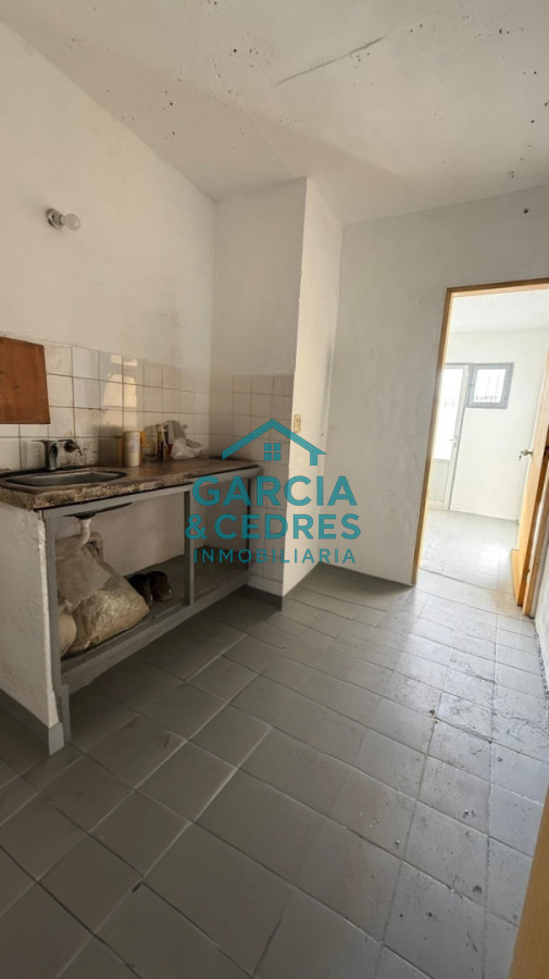 Galpón ID.752 - Galpon en Venta en Barrio La Sonrisa Una Oportunidad Única para Potenciar su Negocio o Invertir con Visión