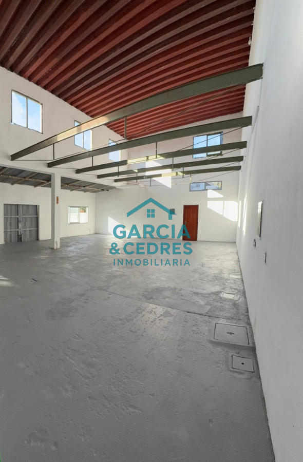 Galpón ID.752 - Galpon en Venta en Barrio La Sonrisa Una Oportunidad Única para Potenciar su Negocio o Invertir con Visión