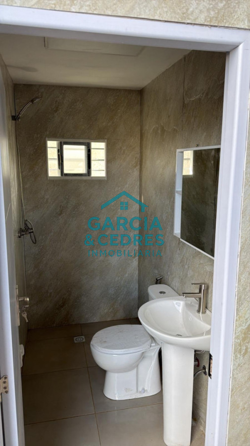 Galpón ID.1224 - ALQUILO GALPÓN PREMIUM DE 200 M2 - LISTO PARA OPERAR INMEDIATAMENTE