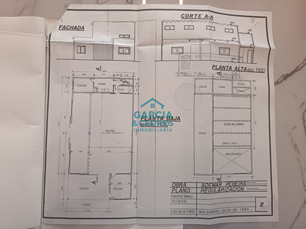 Galpón ID.752 - Galpon en Venta en Barrio La Sonrisa Una Oportunidad Única para Potenciar su Negocio o Invertir con Visión