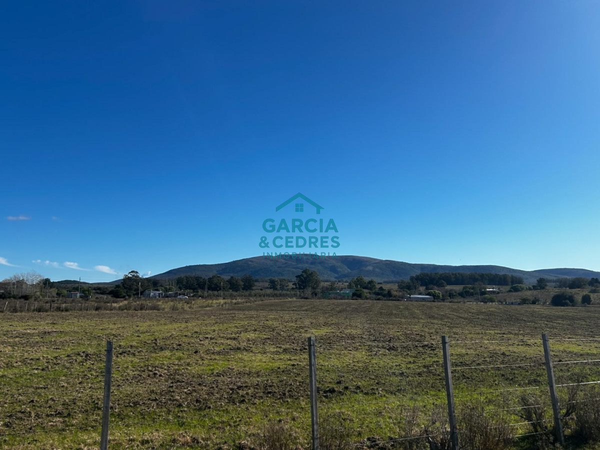 Chacra ID.763 - Chacra en Km 110 . 10 Hectáreas Exclusivas con Cañada Permanente y Vista Panorámica a la Sierra de las Ánimas