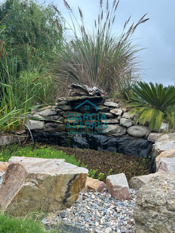 Chacra ID.85 - LUGAR DE ENSUEÑO !!!!  VENDO CHACRA DE 14 HAS QUE YA NO SE ENCUENTRAN EN LA ZONA . CANCHA DE POLO , PICADERO Y CABALLERIZAS 