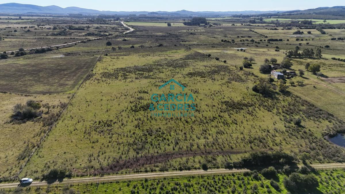 Chacra ID.763 - Chacra en Km 110 . 10 Hectáreas Exclusivas con Cañada Permanente y Vista Panorámica a la Sierra de las Ánimas