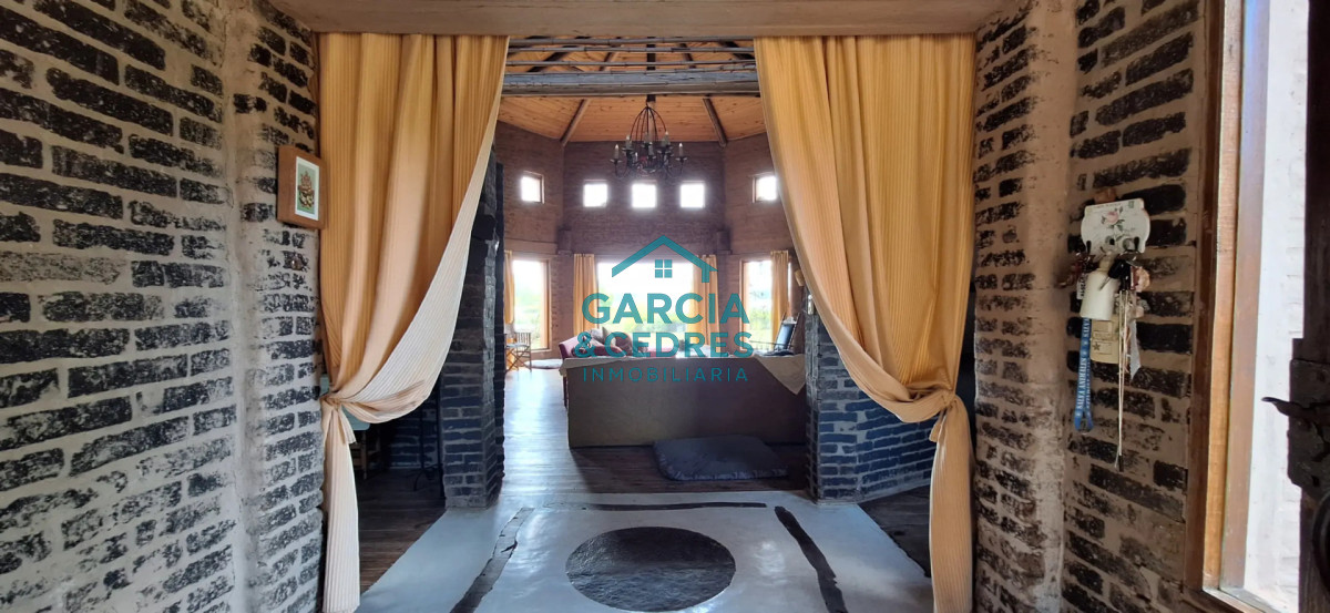 Chacra ID.352 - Chacra con gran casa sobre Laguna del Sauce - Naturaleza y exclusividad