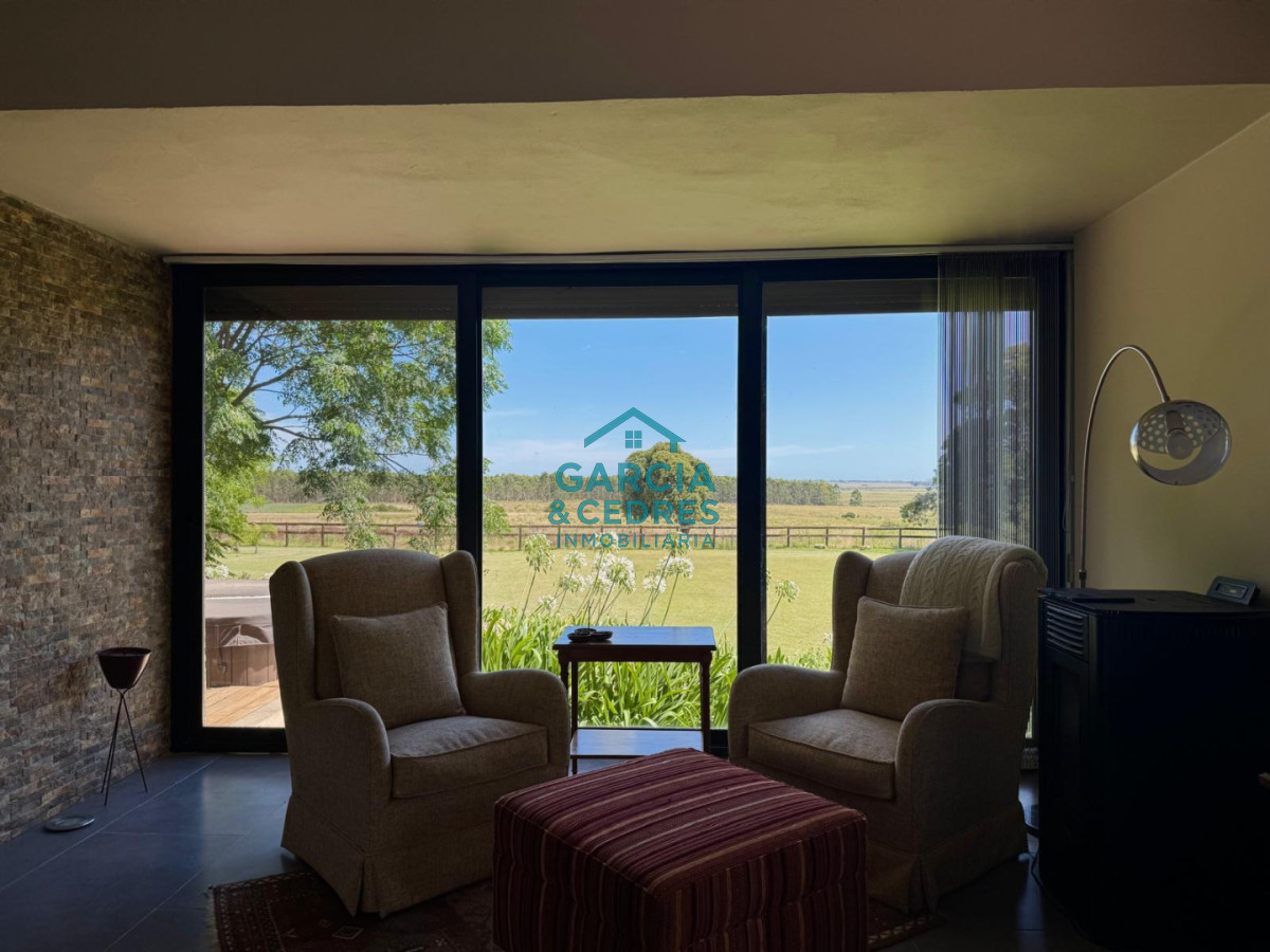 Chacra ID.85 - LUGAR DE ENSUEÑO !!!!  VENDO CHACRA DE 14 HAS QUE YA NO SE ENCUENTRAN EN LA ZONA . CANCHA DE POLO , PICADERO Y CABALLERIZAS 