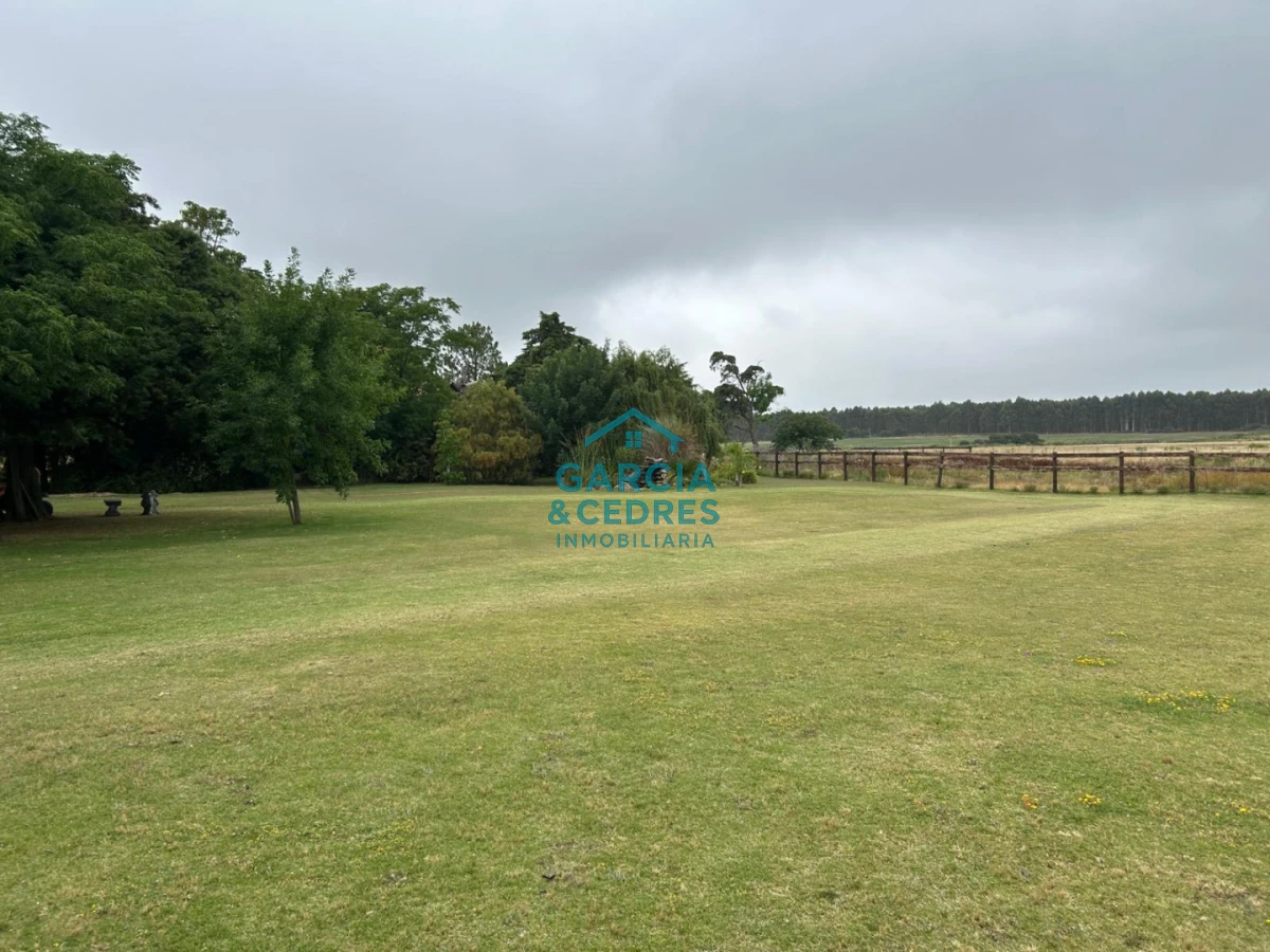 Chacra ID.85 - LUGAR DE ENSUEÑO !!!!  VENDO CHACRA DE 14 HAS QUE YA NO SE ENCUENTRAN EN LA ZONA . CANCHA DE POLO , PICADERO Y CABALLERIZAS 