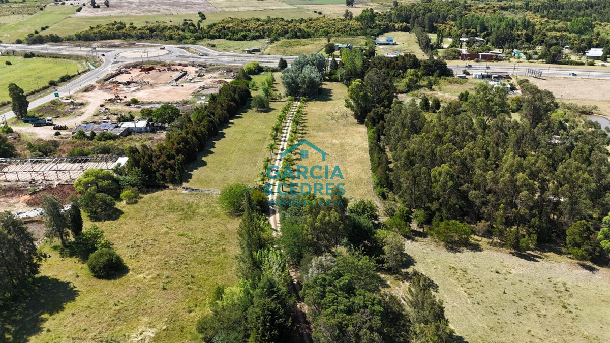 Chacra ID.174 - Oportunidad !!!! Vendo Chacra de Lujo con Dos Residencias y Emprendimiento en Funcionamiento