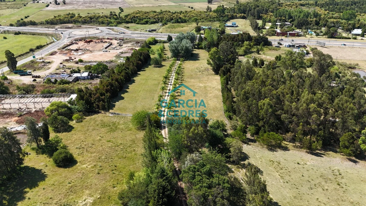 Chacra ID.174 - Oportunidad !!!! Vendo Chacra de Lujo con Dos Residencias y Emprendimiento en Funcionamiento