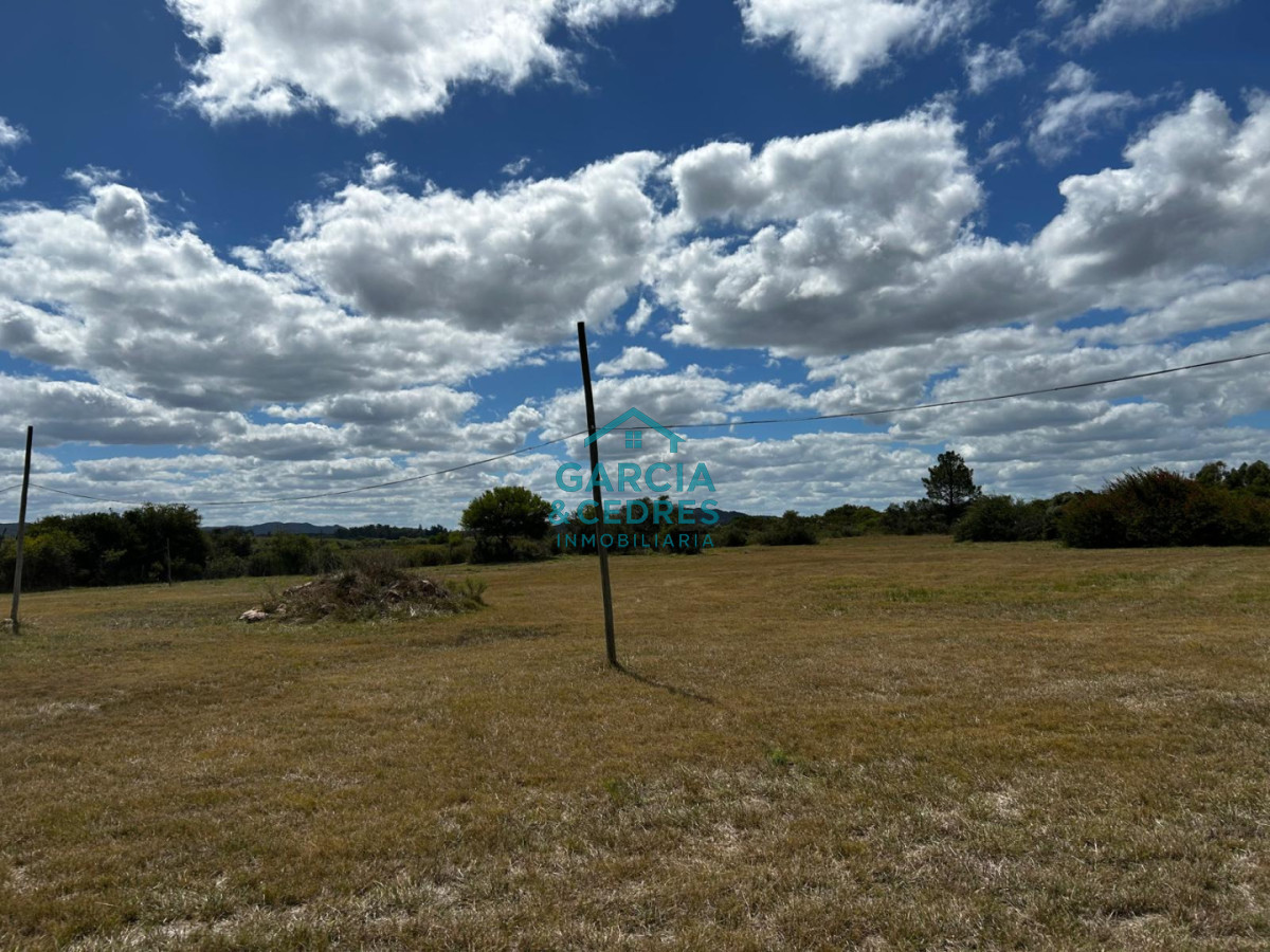 Chacra ID.260 - OPORTUNIDAD CHACRA DE 2.5 HAS SOBRE RUTA 9 IDEAL PARA POLO LOGISTICO 