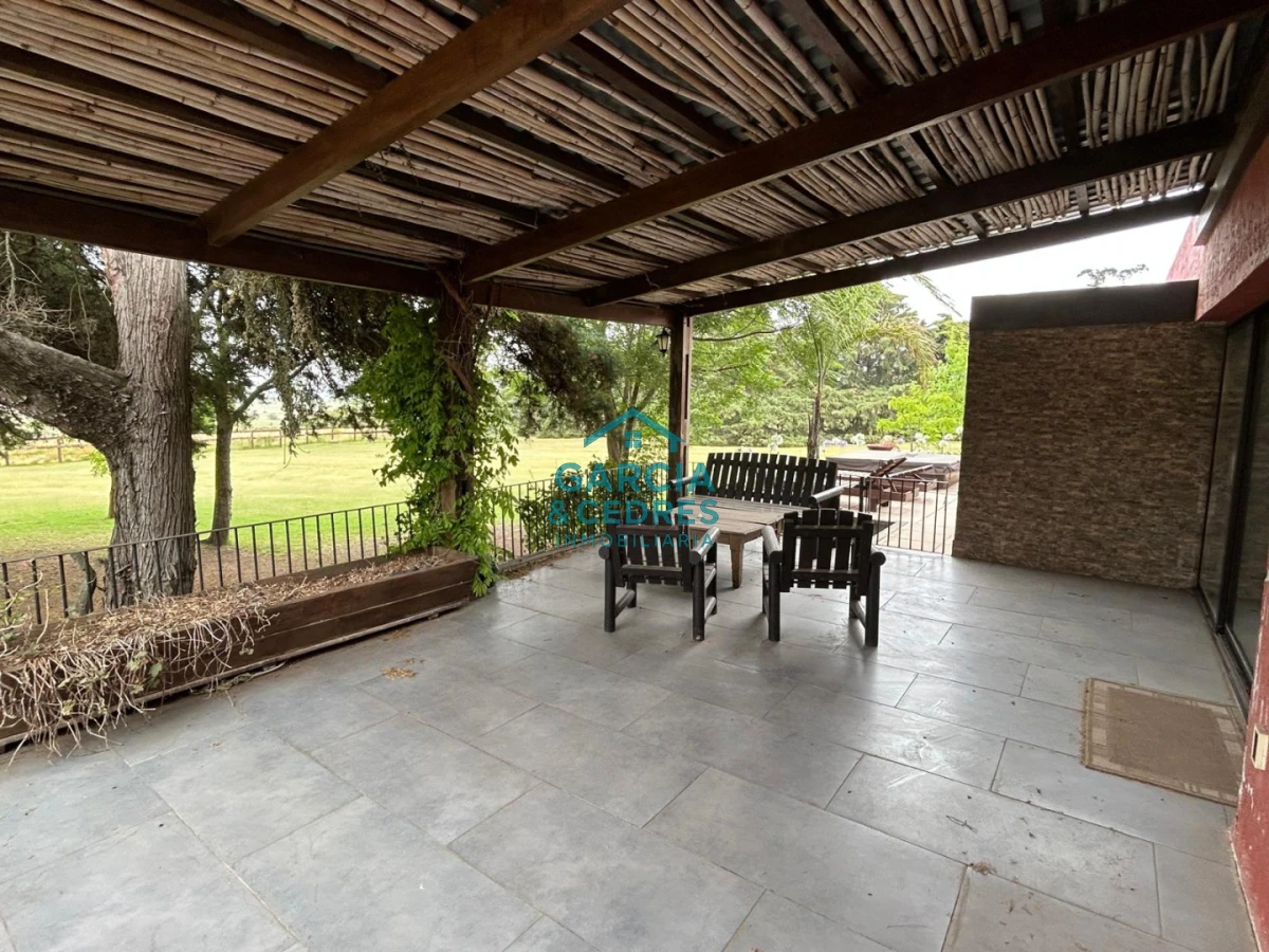 Chacra ID.85 - LUGAR DE ENSUEÑO !!!!  VENDO CHACRA DE 14 HAS QUE YA NO SE ENCUENTRAN EN LA ZONA . CANCHA DE POLO , PICADERO Y CABALLERIZAS 