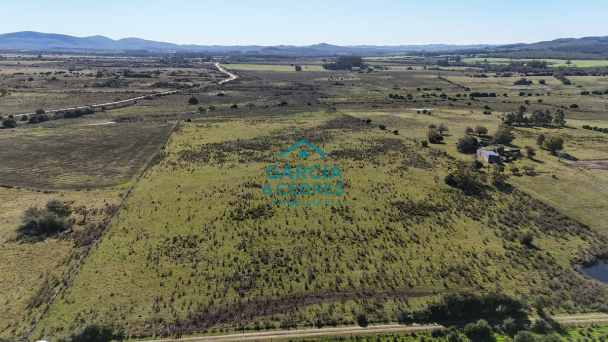 Chacra ID.763 - Chacra en Km 110 . 10 Hectáreas Exclusivas con Cañada Permanente y Vista Panorámica a la Sierra de las Ánimas