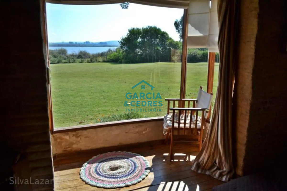 Chacra ID.352 - Chacra con gran casa sobre Laguna del Sauce - Naturaleza y exclusividad