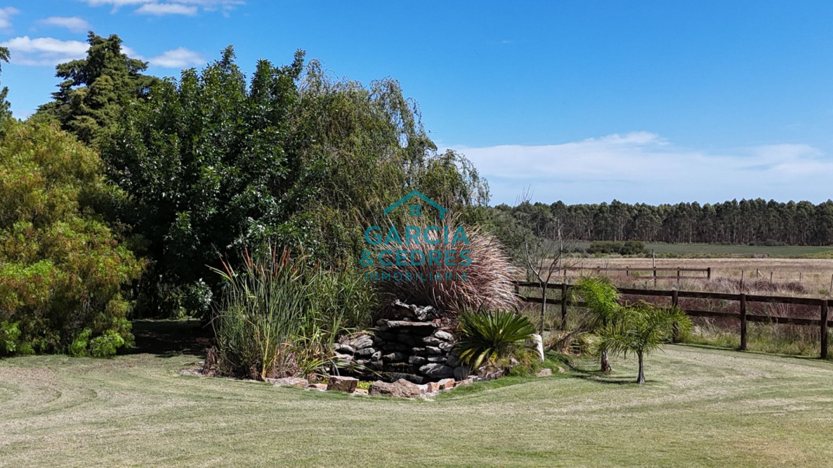 Chacra ID.85 - LUGAR DE ENSUEÑO !!!!  VENDO CHACRA DE 14 HAS QUE YA NO SE ENCUENTRAN EN LA ZONA . CANCHA DE POLO , PICADERO Y CABALLERIZAS 