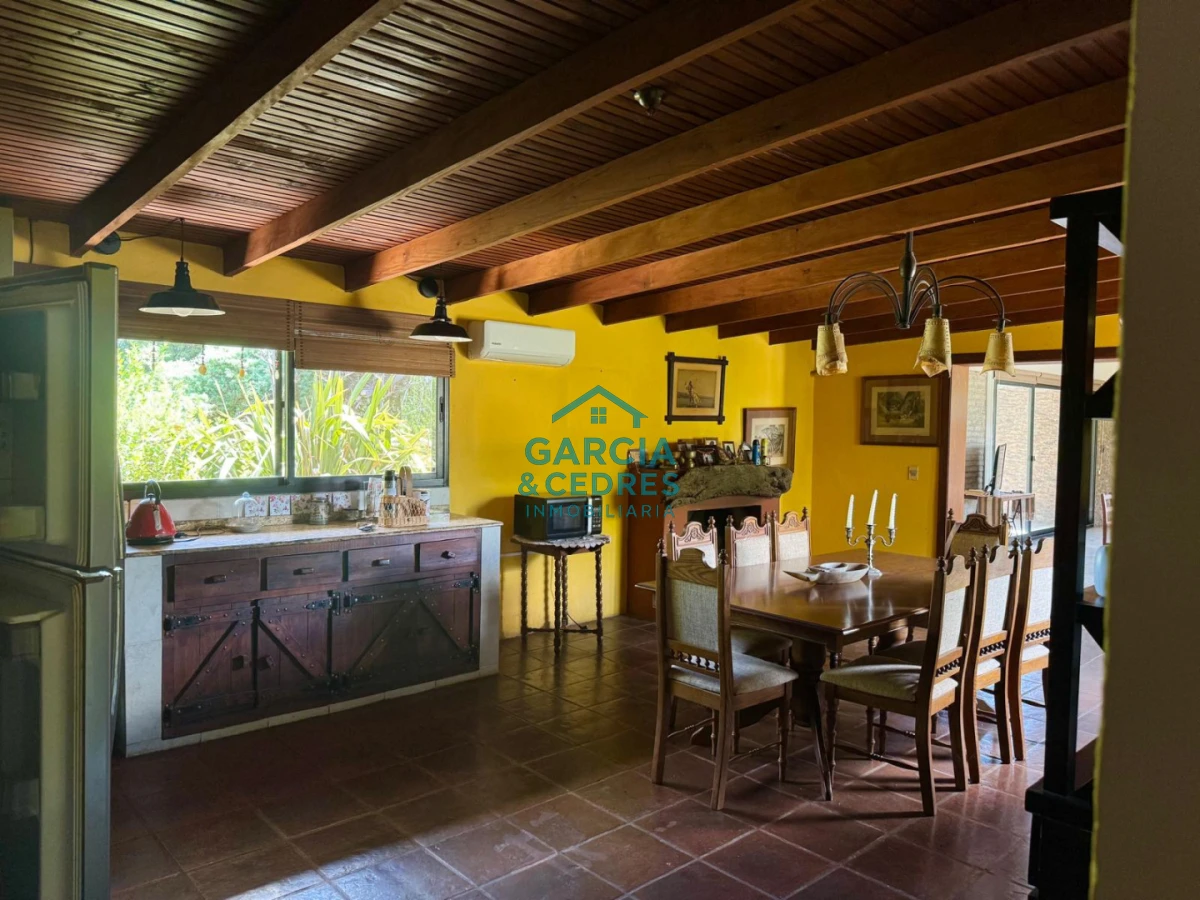 Chacra ID.85 - LUGAR DE ENSUEÑO !!!!  VENDO CHACRA DE 14 HAS QUE YA NO SE ENCUENTRAN EN LA ZONA . CANCHA DE POLO , PICADERO Y CABALLERIZAS 