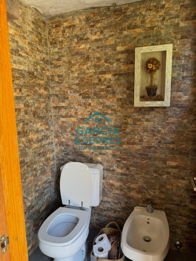 Chacra ID.85 - LUGAR DE ENSUEÑO !!!!  VENDO CHACRA DE 14 HAS QUE YA NO SE ENCUENTRAN EN LA ZONA . CANCHA DE POLO , PICADERO Y CABALLERIZAS 