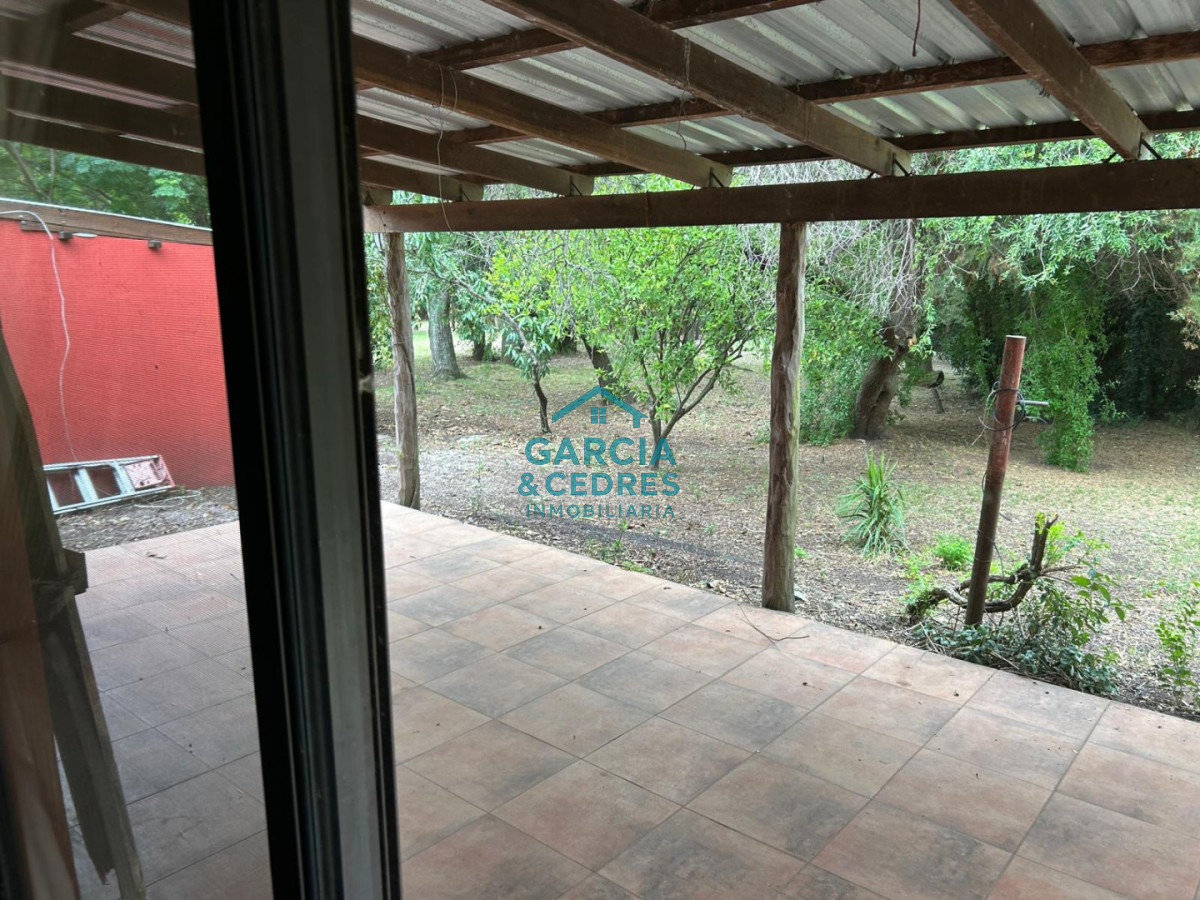 Chacra ID.85 - LUGAR DE ENSUEÑO !!!!  VENDO CHACRA DE 14 HAS QUE YA NO SE ENCUENTRAN EN LA ZONA . CANCHA DE POLO , PICADERO Y CABALLERIZAS 