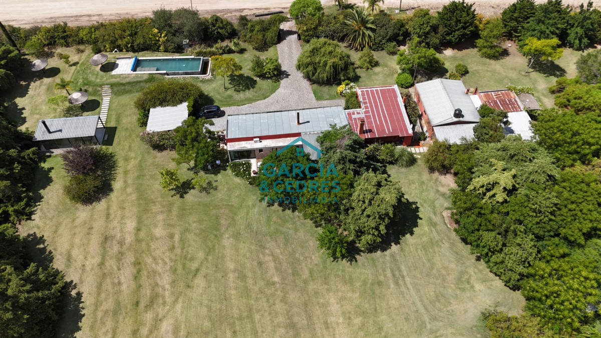 Chacra ID.85 - LUGAR DE ENSUEÑO !!!!  VENDO CHACRA DE 14 HAS QUE YA NO SE ENCUENTRAN EN LA ZONA . CANCHA DE POLO , PICADERO Y CABALLERIZAS 