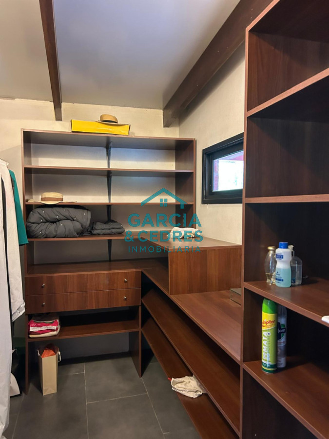 Chacra ID.85 - LUGAR DE ENSUEÑO !!!!  VENDO CHACRA DE 14 HAS QUE YA NO SE ENCUENTRAN EN LA ZONA . CANCHA DE POLO , PICADERO Y CABALLERIZAS 