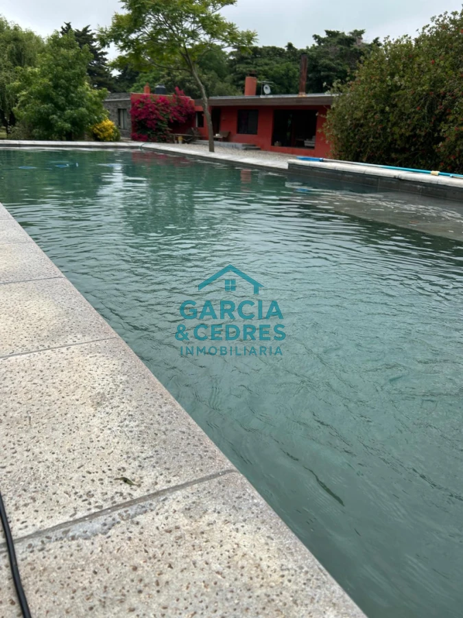 Chacra ID.85 - LUGAR DE ENSUEÑO !!!!  VENDO CHACRA DE 14 HAS QUE YA NO SE ENCUENTRAN EN LA ZONA . CANCHA DE POLO , PICADERO Y CABALLERIZAS 