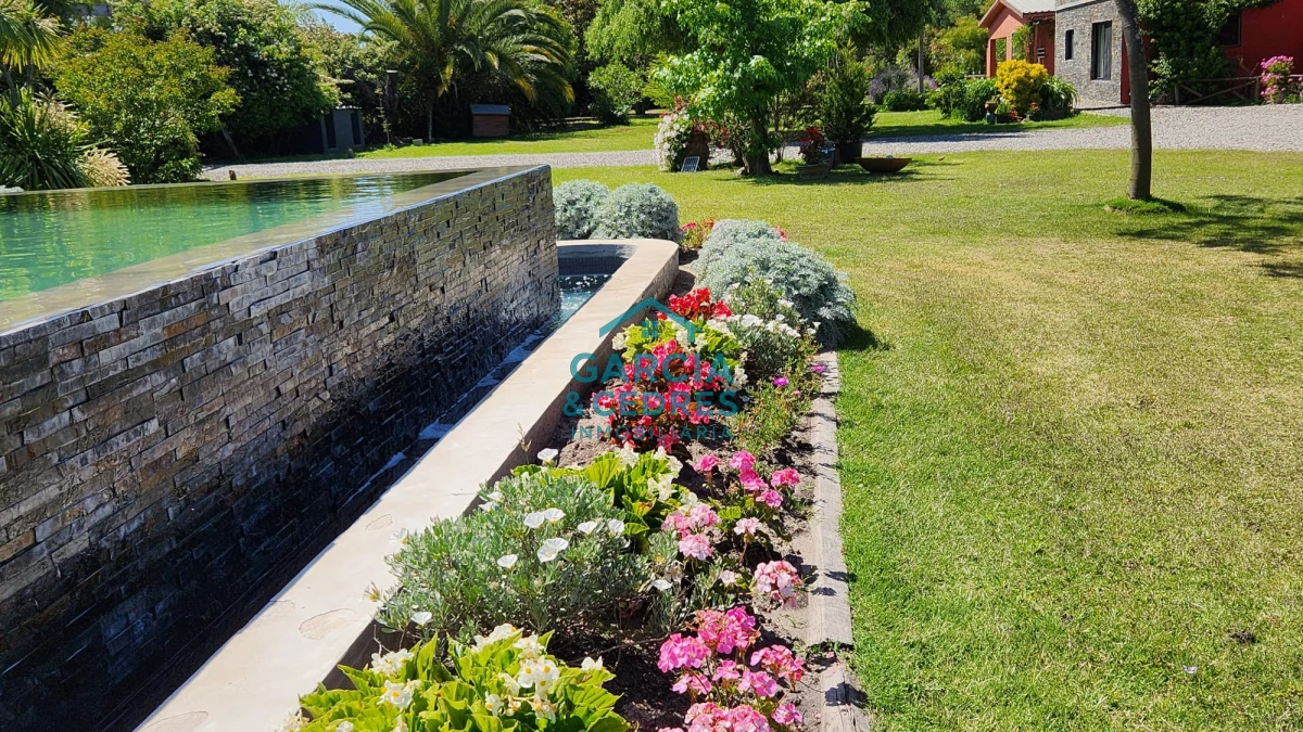 Chacra ID.85 - OPORTUNIDAD !!!!  VENDO CHACRA DE 14 HAS QUE YA NO SE ENCUENTRAN EN LA ZONA . CANCHA DE POLO , PICADERO Y CABALLERIZAS 