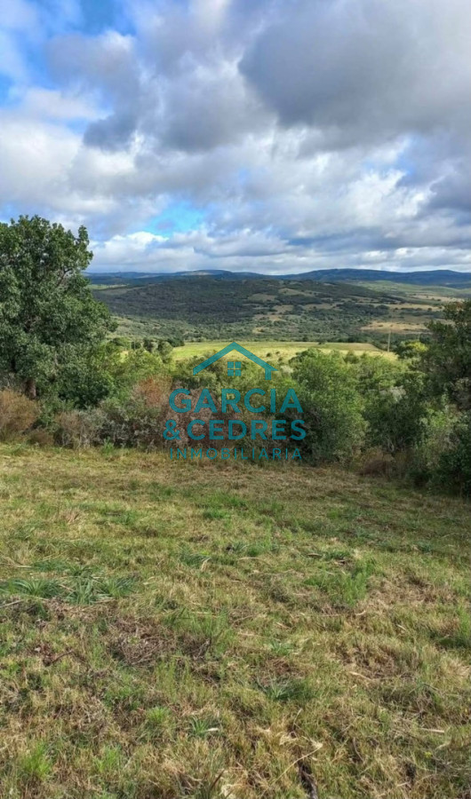 Chacra ID.696 - SE VENDE CASA EN ZONA PASO DE LAS CANTERAS GARZON