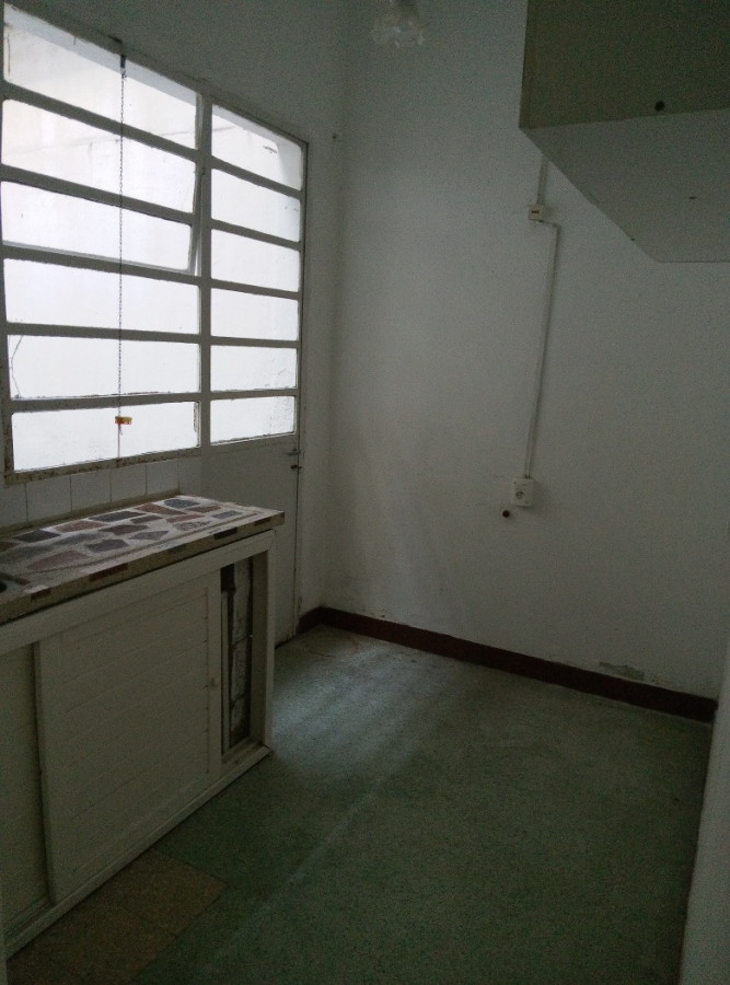 Local Comercial ID.78 - Local Comercial Y Apartamento Ubicado En Córdon Sur