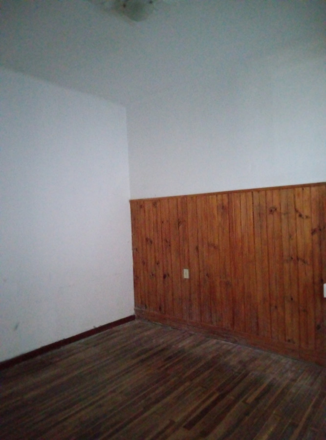 Local Comercial ID.78 - Local Comercial Y Apartamento Ubicado En Córdon Sur