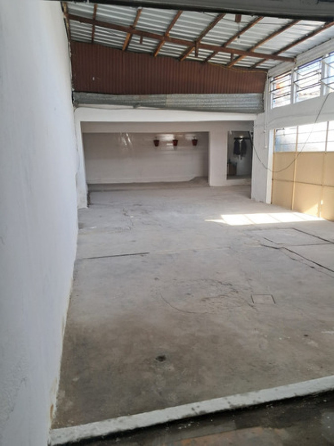 Local Comercial ID.488 - Alquiler de local comercial en Sayago