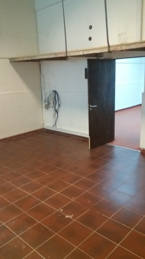 Local Comercial ID.334 - Se Alquila Local Comercial en el Centro