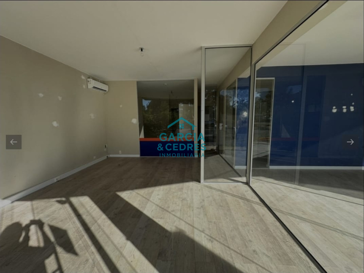 Local Comercial ID.419 - local en venta en el corazón de punta del este 