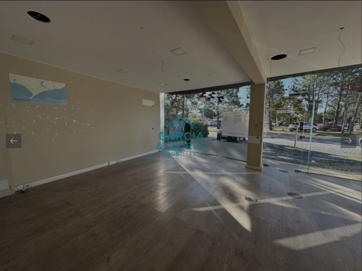 Local Comercial ID.419 - local en venta en el corazón de punta del este 