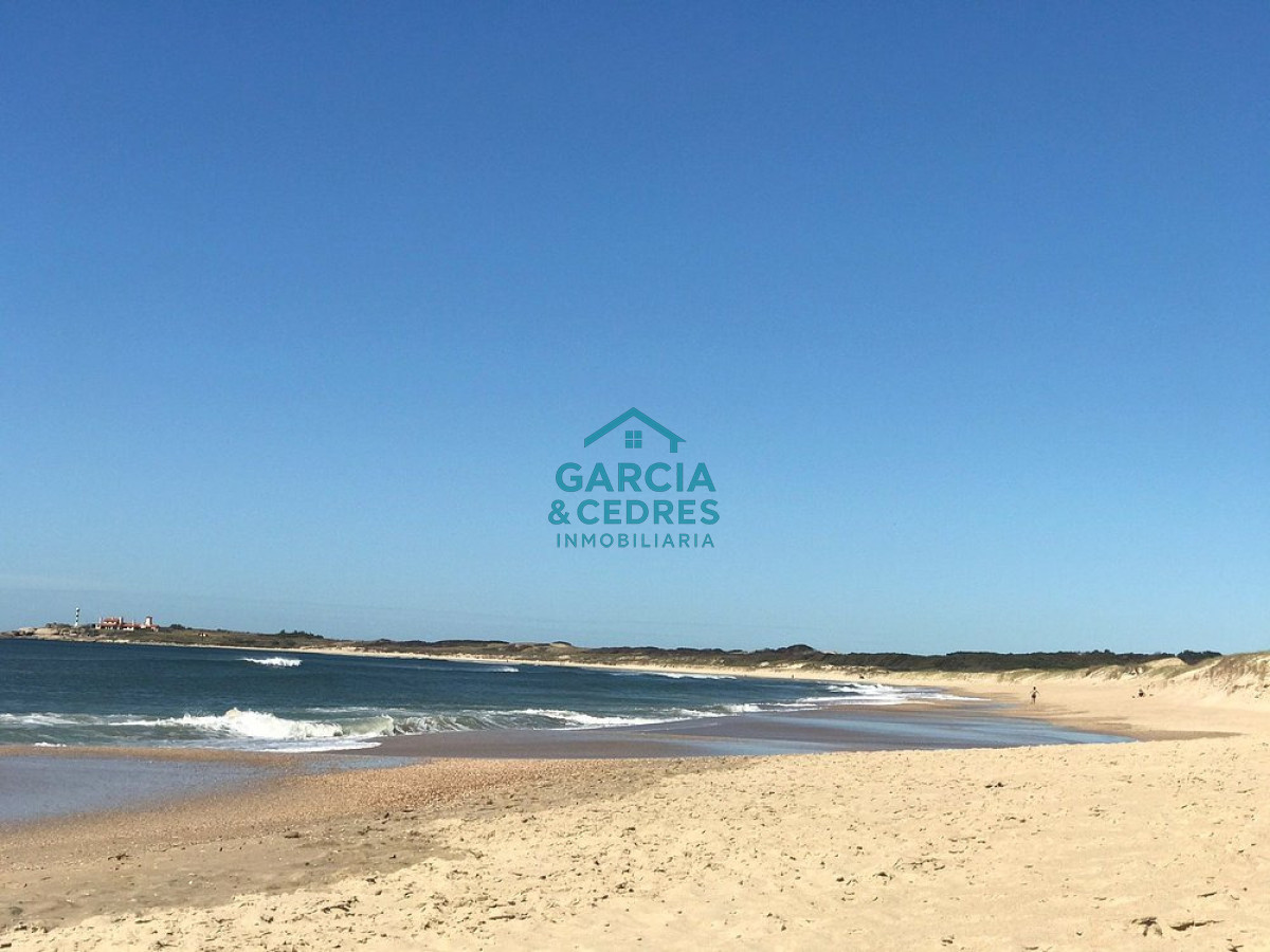 Terreno ID.128 - OPORTUNIDAD !!! VENDO TERRENO EN PUNTA DEL DIABLO PRONTO PARA CONSTRUIR Y TODO CERCADO   