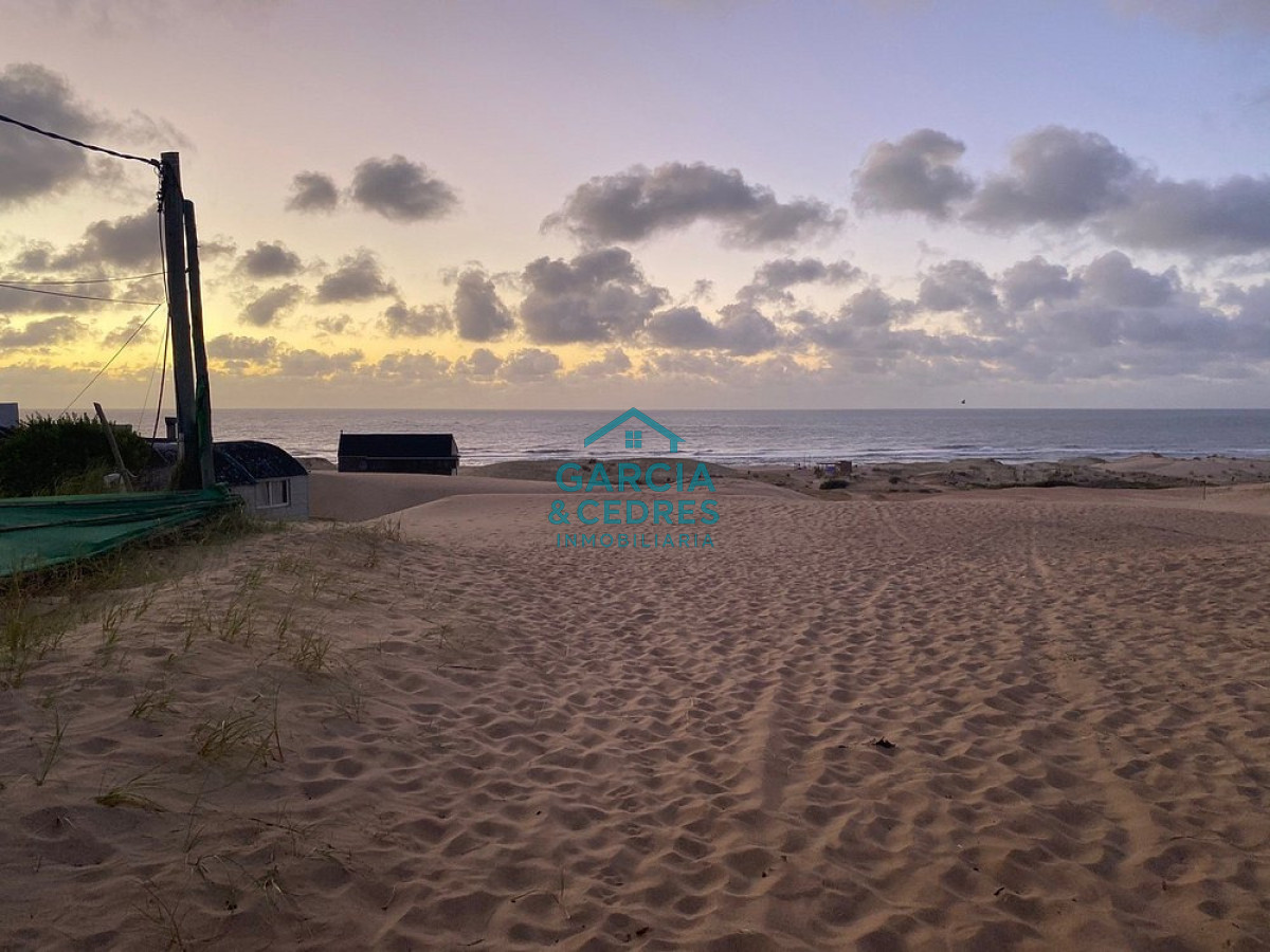Terreno ID.128 - OPORTUNIDAD !!! VENDO TERRENO EN PUNTA DEL DIABLO PRONTO PARA CONSTRUIR Y TODO CERCADO   