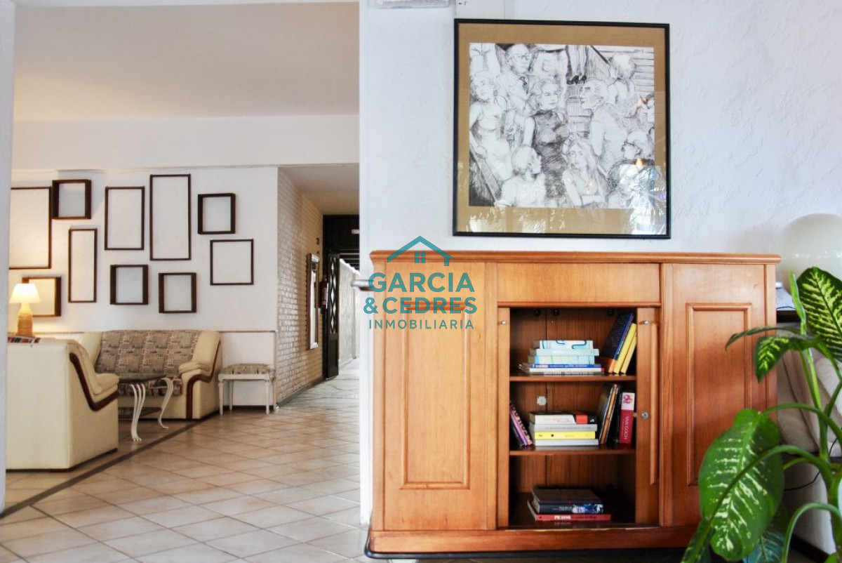 Hotel ID.31 - VENDO EXCEPCIONAL HOTEL DE 16 HABITACIONES ( DOBLE, TRIPLE Y CUADRUPLES ) EN PUNTA DEL ESTE , CON PROYECTO APROBADO  DE EXPANSION DE 8 APARTAMENTOS 